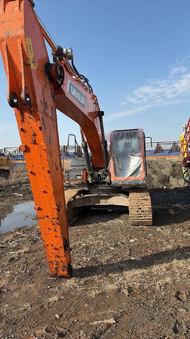 DOOSAN/DEVELON DX210-7М, 2024 года в лизинг