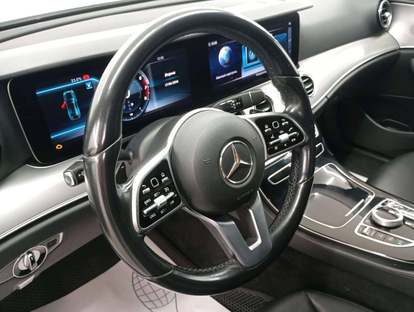 Mercedes-Benz E седан,  177 231 км, 2019 года в лизинг