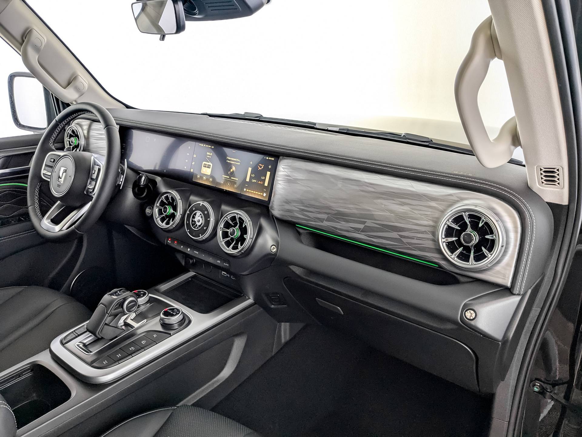 Tank 300 Premium 2.0 8AT 4WD
