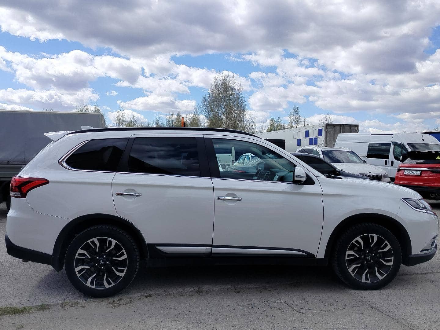 Mitsubishi Outlander,  93 154 км, 2022 года в лизинг