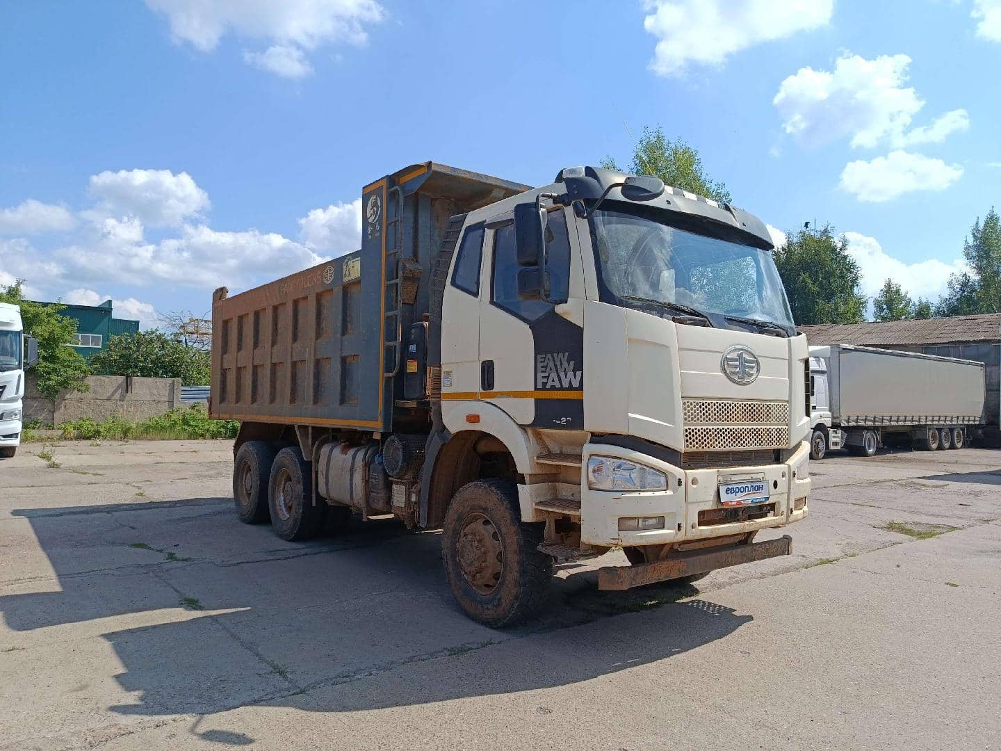 FAW CA3250P66K24L1TE5 6x6,  144 071 км, 2022 года в лизинг