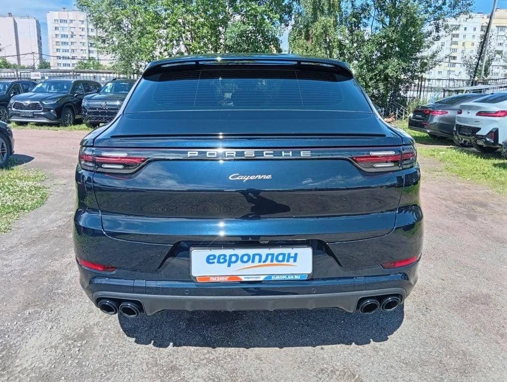 Porsche Cayenne,  51 072 км, 2022 года в лизинг
