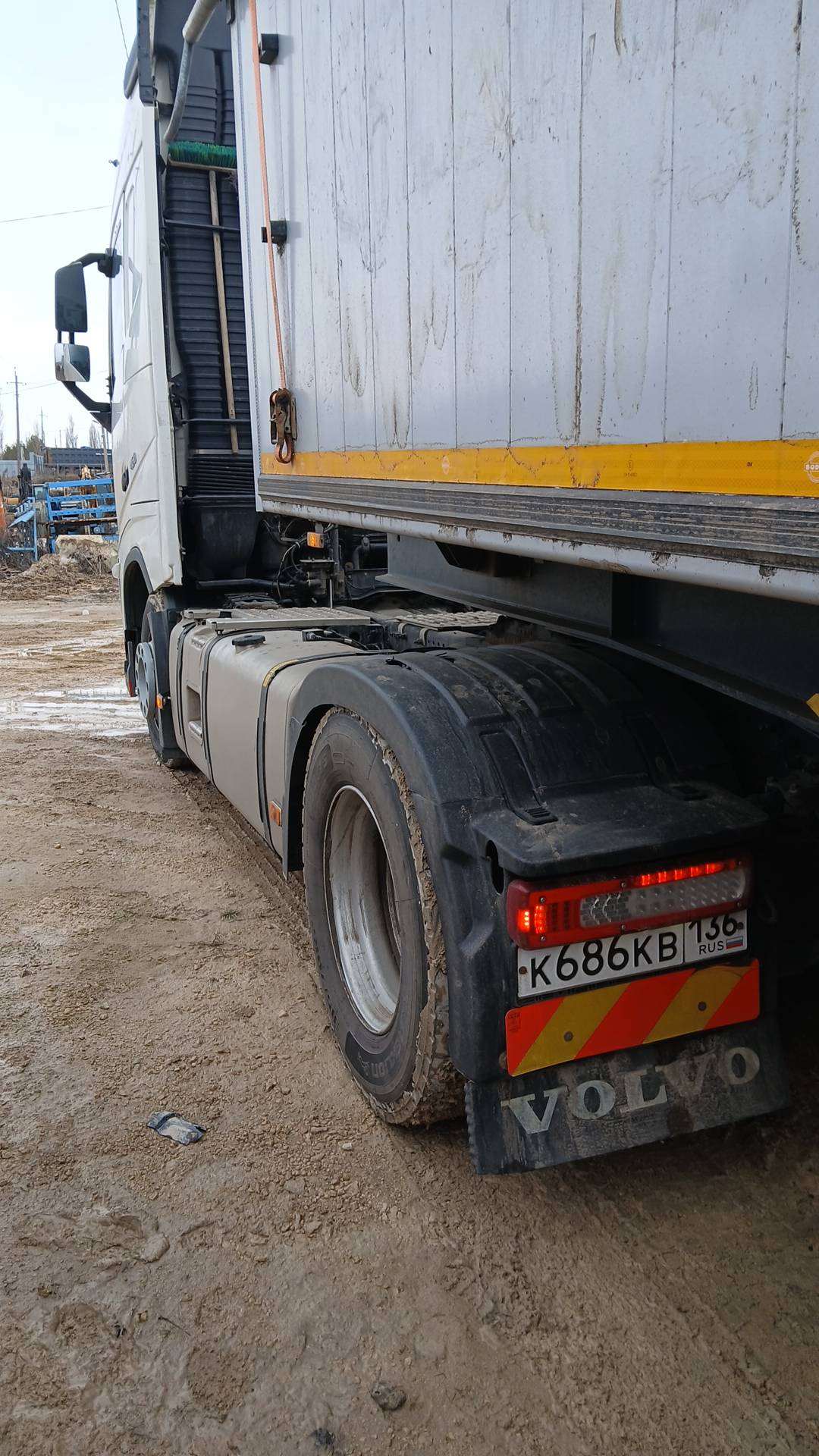 Volvo FH 460 4x2 (FH Globetrotter XL),  639 725 км, 2022 года в лизинг