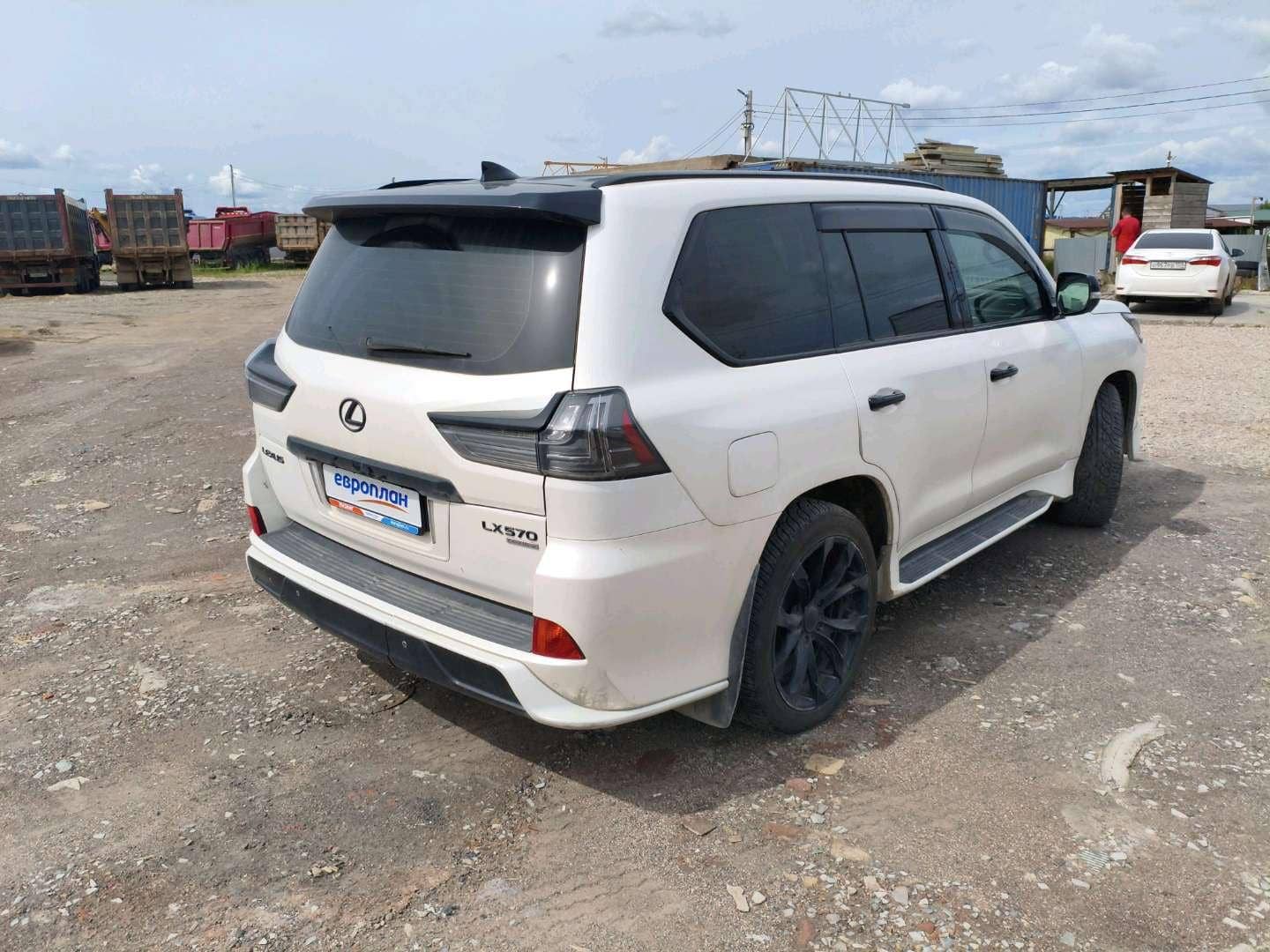 Lexus LX 570,  116 767 км, 2019 года в лизинг
