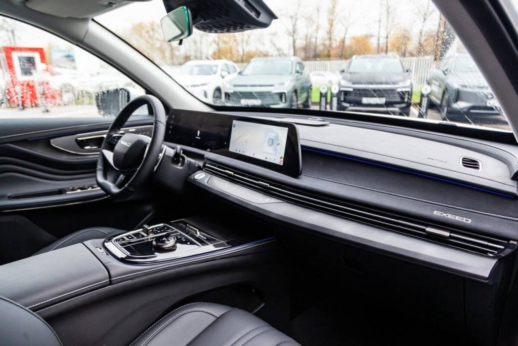 EXEED LX Prestige 1.6T 7DCT AWD