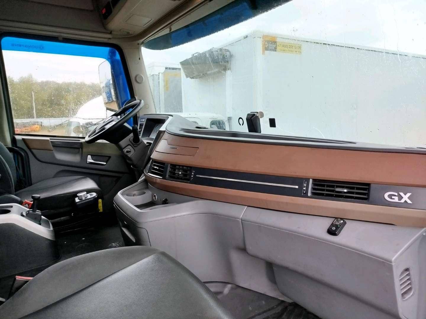 DongFeng GX DFH4180 4x2,  802 889 км, 2023 года в лизинг