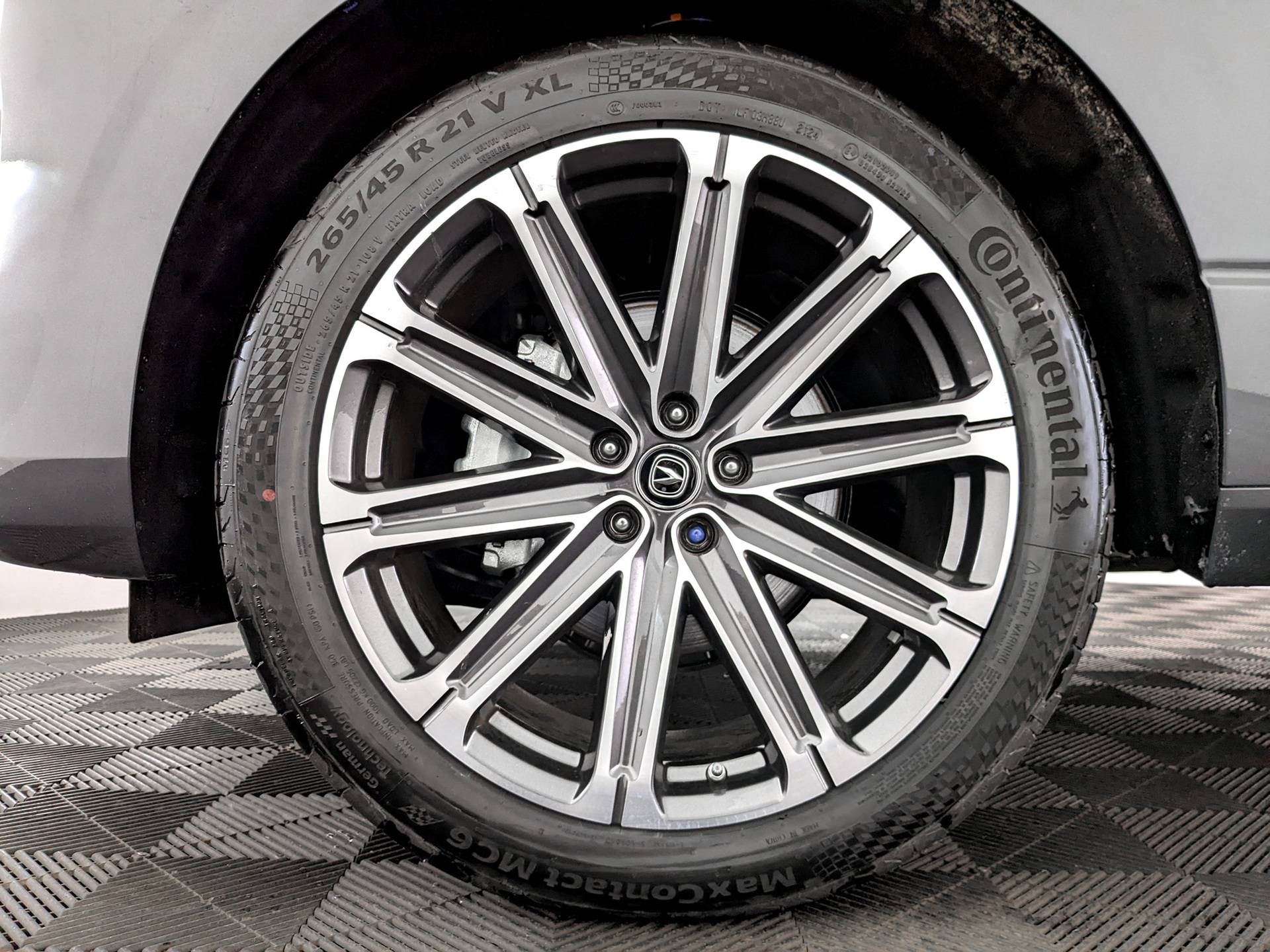 Changan Uni-K Tech 2.0 8AT AWD