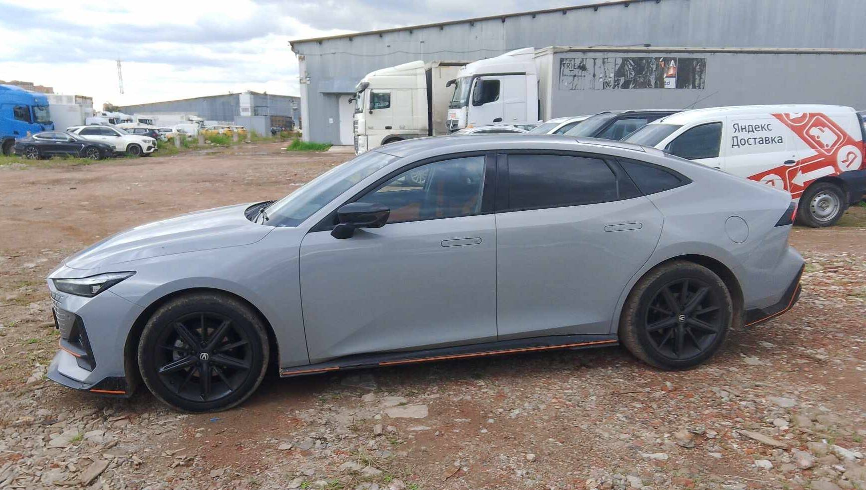 Changan Uni-V,  92 778 км, 2024 года в лизинг