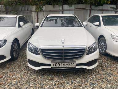 Mercedes-Benz E седан