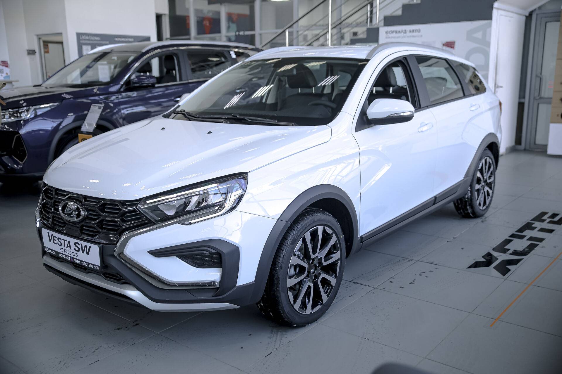 Lada Vesta SW Cross Enjoy 24 1.6 106hp 5MT