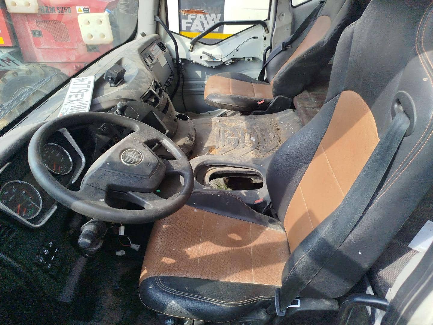 FAW CA3250P66K24L1TE5 6x6,  100 км, 2023 года в лизинг