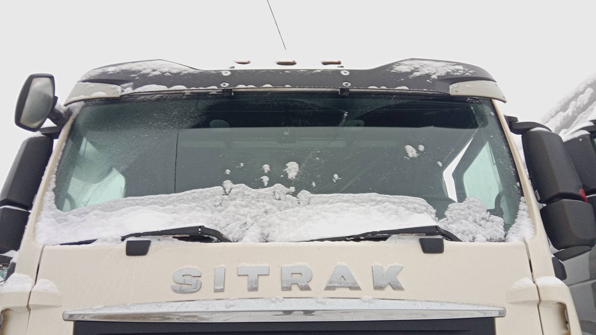 Sitrak С7Н 6×4 ZZ4256V364HE,  51 760 км, 2023 года в лизинг