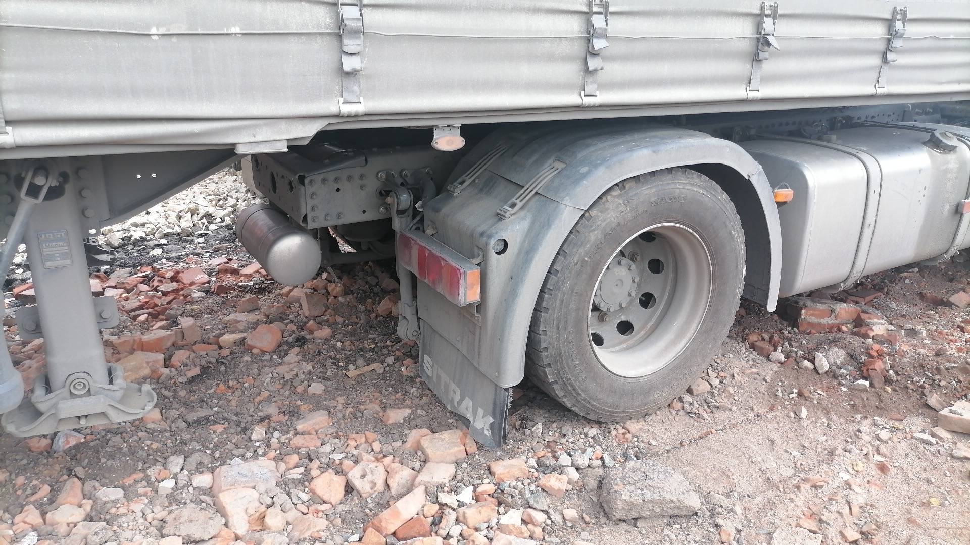 Sitrak С7Н MAX 6×4 ZZ4256V364HE,  266 739 км, 2022 года в лизинг