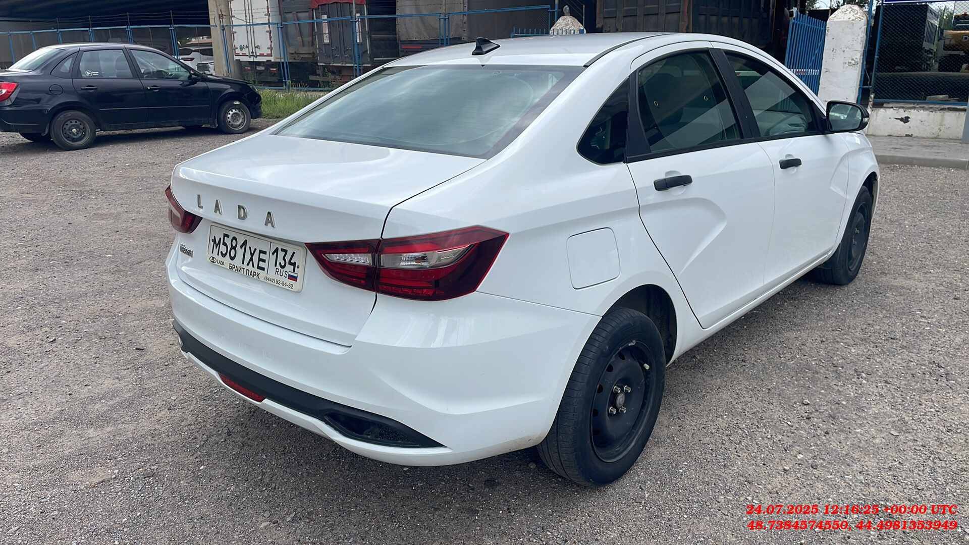 Lada Vesta седан,  109 998 км, 2023 года в лизинг