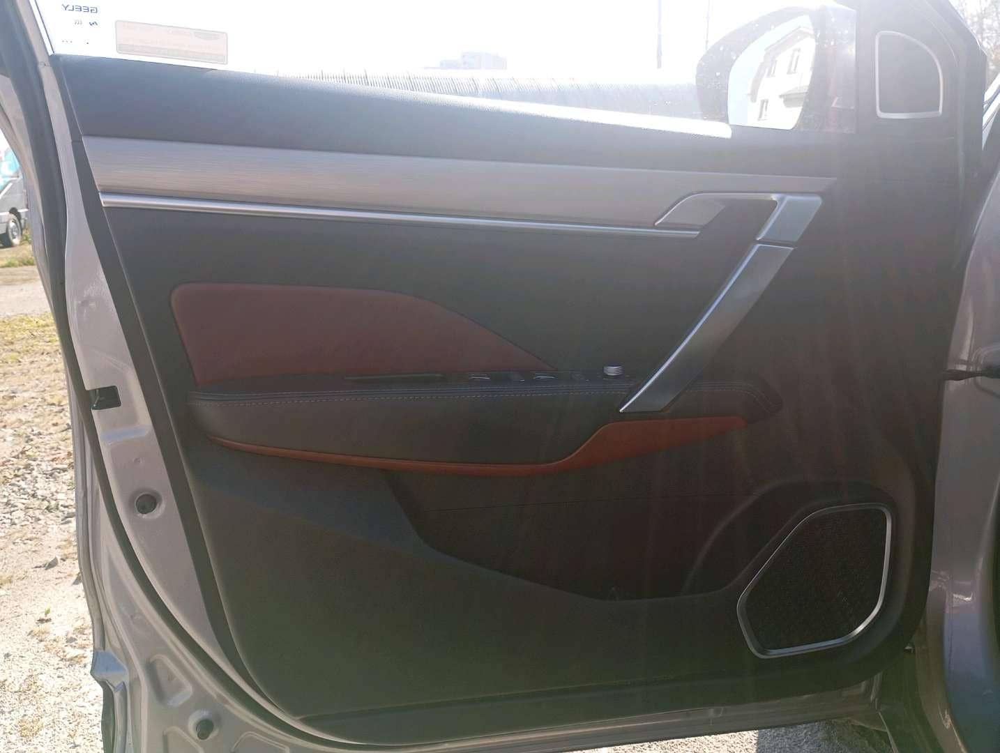 Geely Coolray,  93 163 км, 2023 года в лизинг