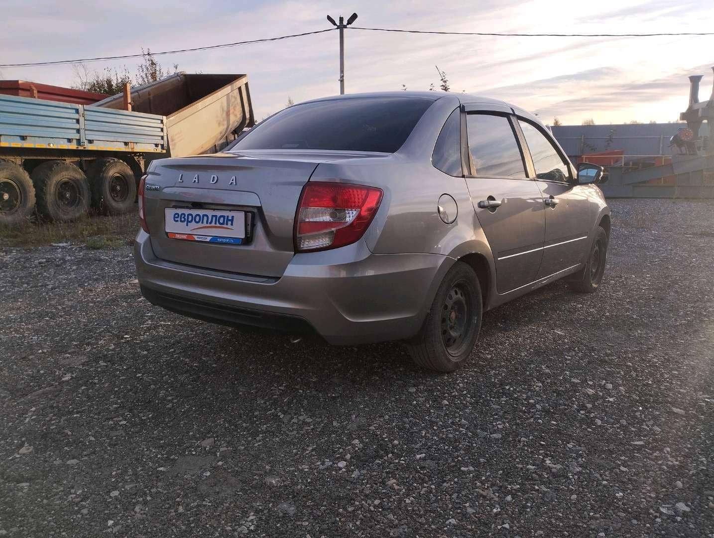 Lada Granta седан,  143 930 км, 2022 года в лизинг
