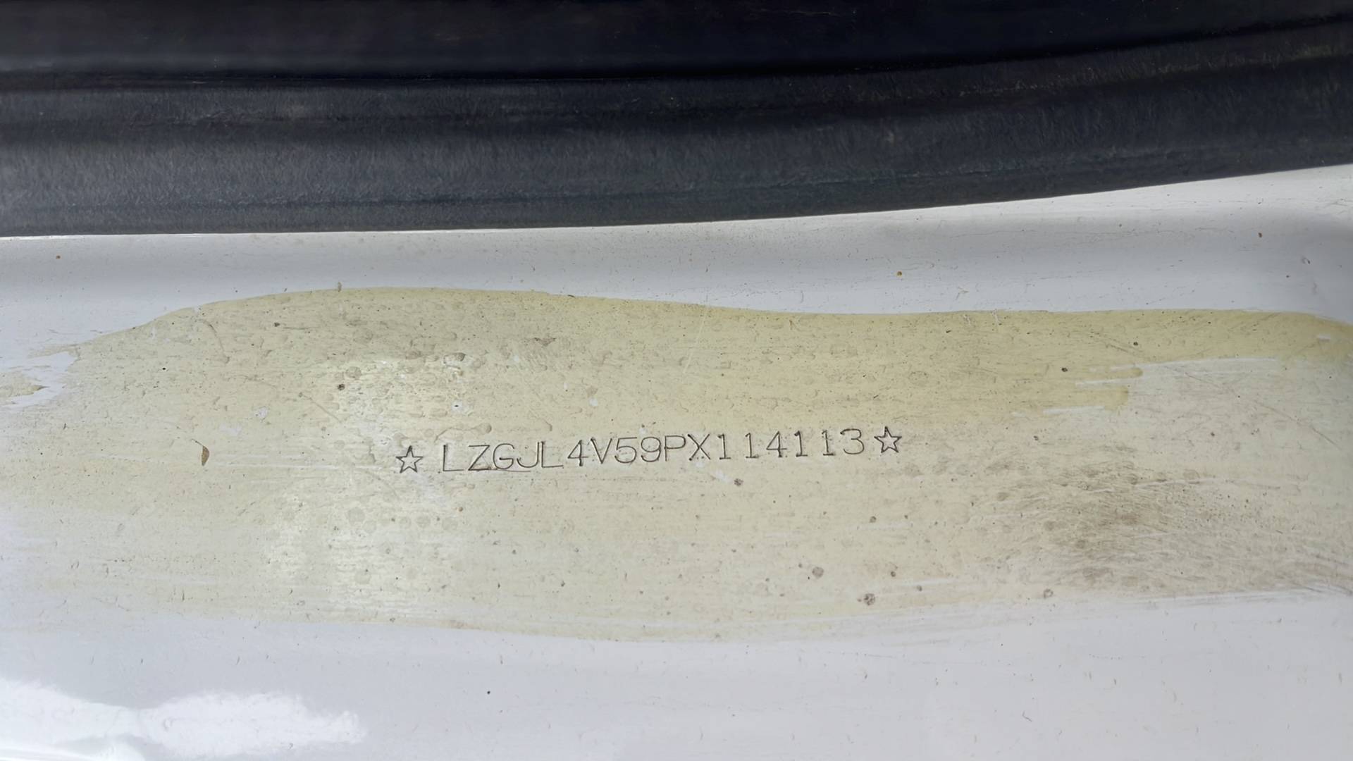 Shacman SX42586V385,  122 612 км, 2023 года в лизинг