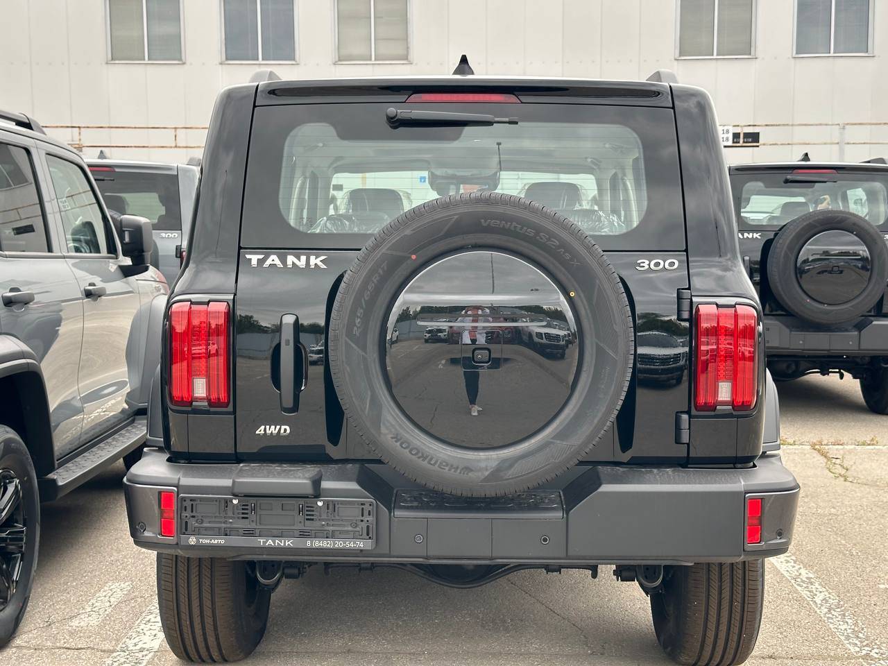 Tank 300 Adventure 2.0 8AT 4WD