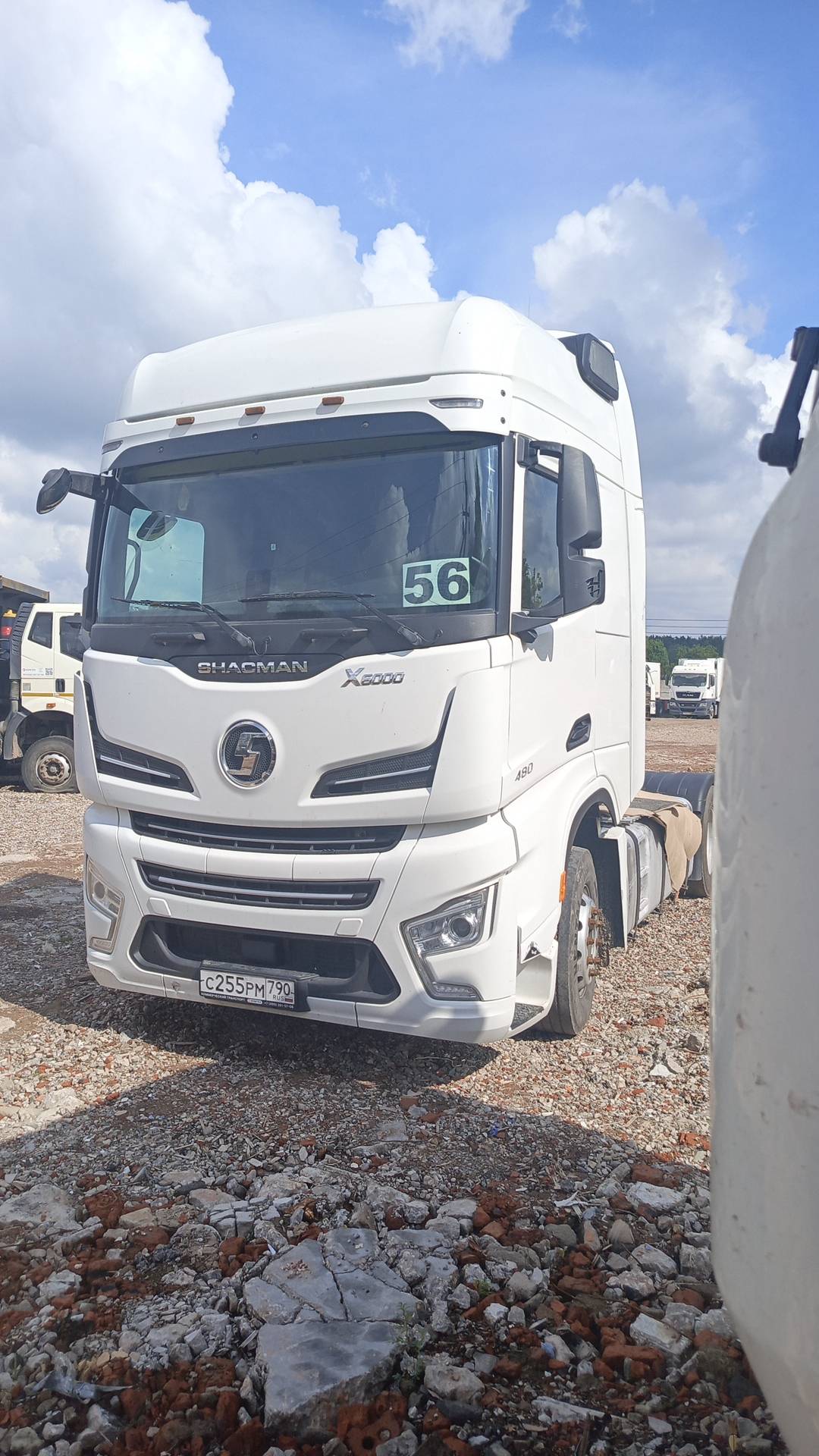 Shacman SX4188YY381,  308 060 км, 2023 года в лизинг