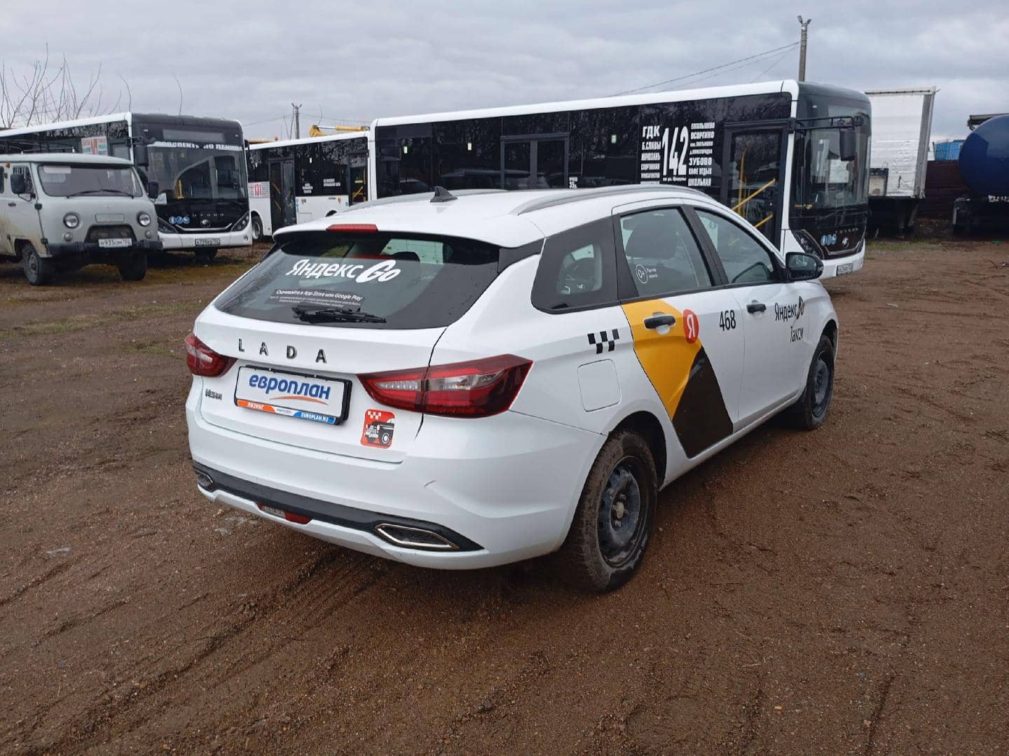 Lada Vesta универсал,  202 833 км, 2024 года в лизинг