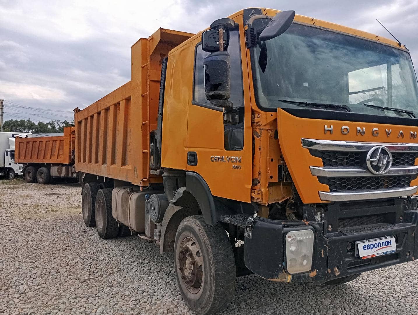 HONGYAN CQ3266HV35,  215 499 км, 2022 года в лизинг