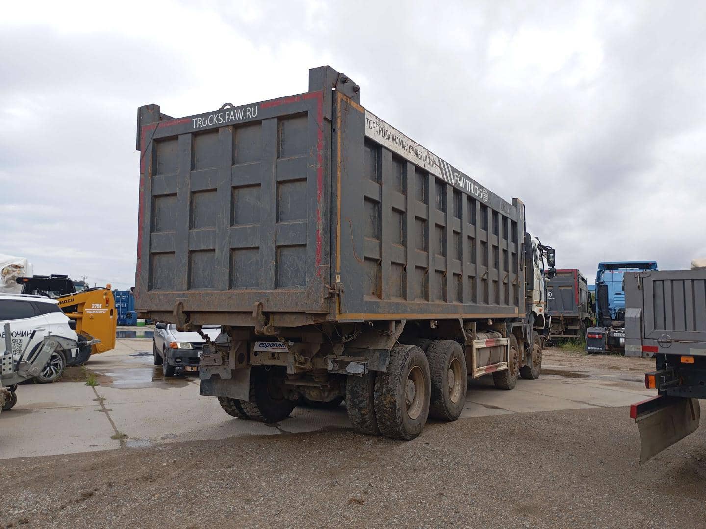 FAW CA3310P66K24T4E5 8х4,  117 082 км, 2024 года в лизинг