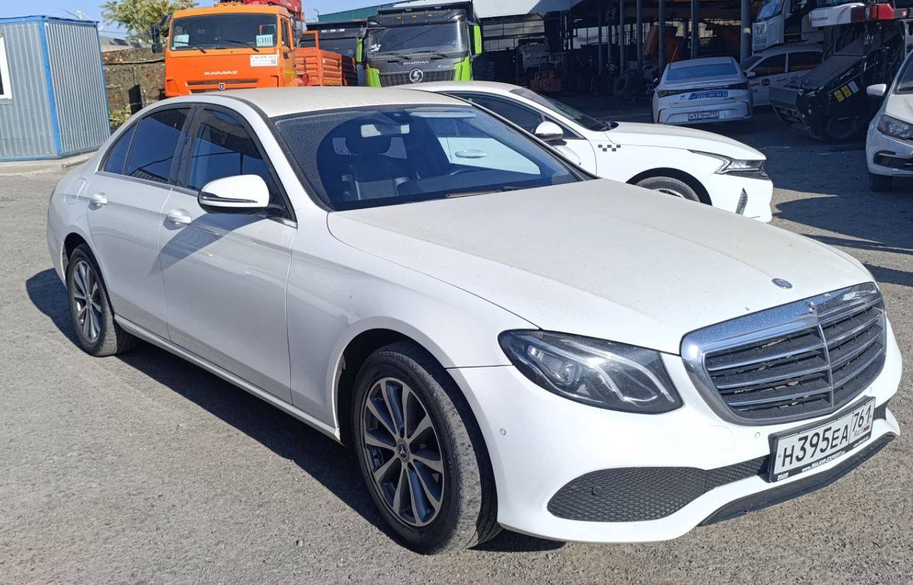 Mercedes-Benz E седан,  273 081 км, 2018 года в лизинг