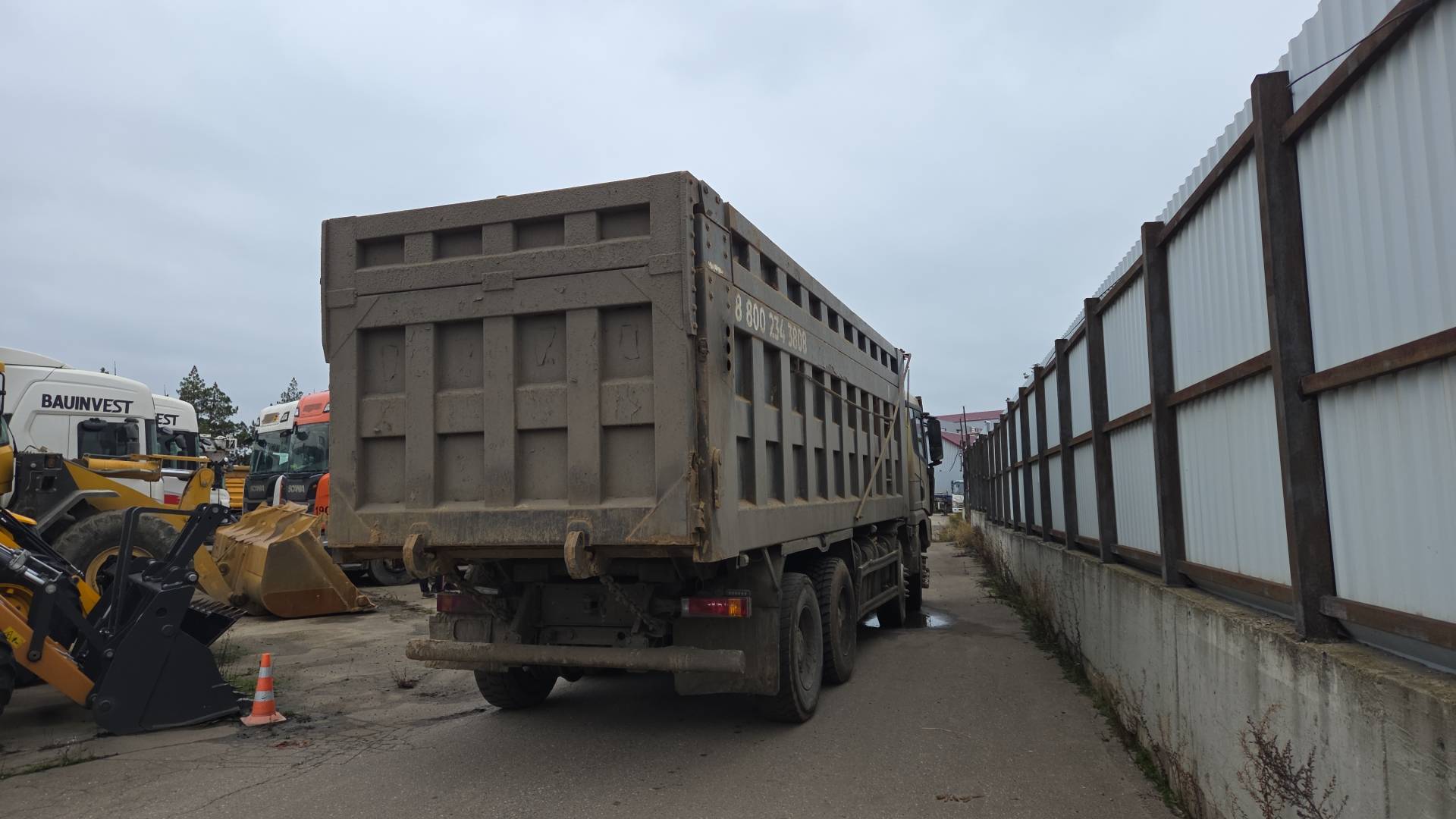 Shacman SX331863366,  343 772 км, 2022 года в лизинг