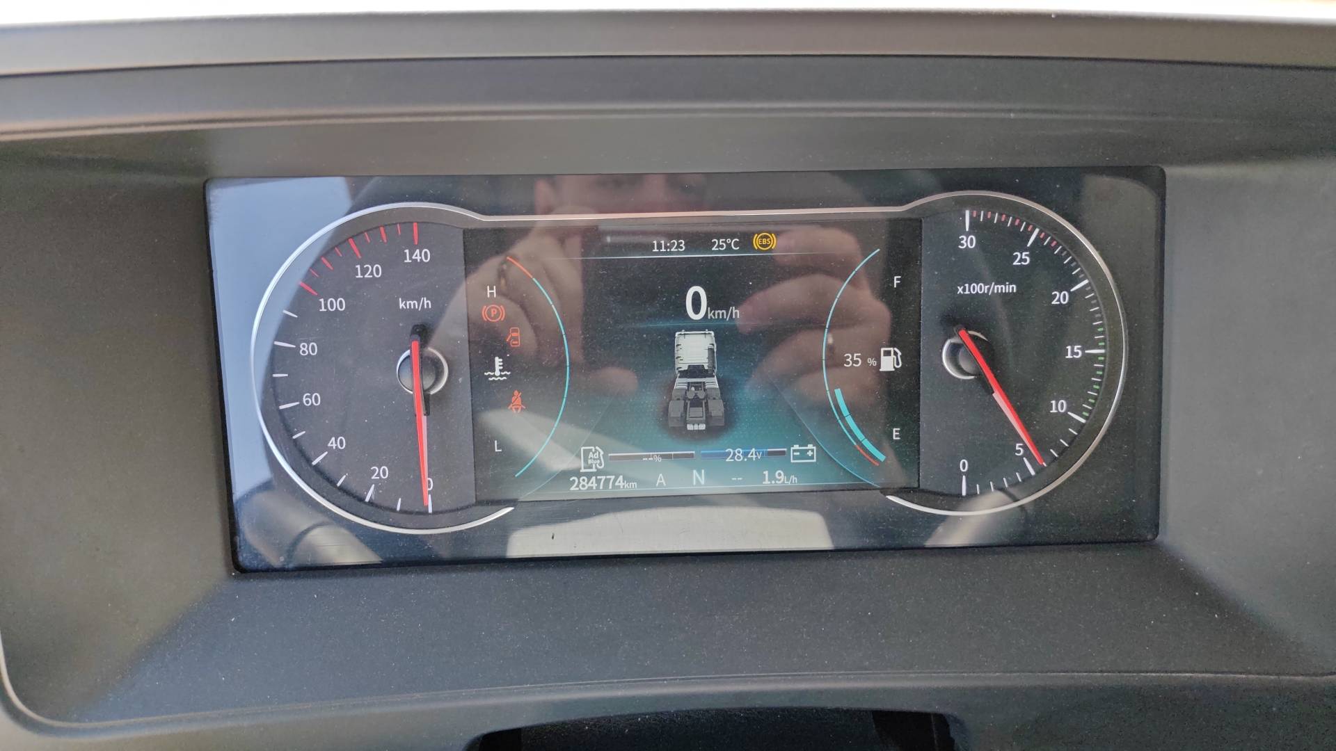 DongFeng GX D111A 4x2,  284 774 км, 2023 года в лизинг