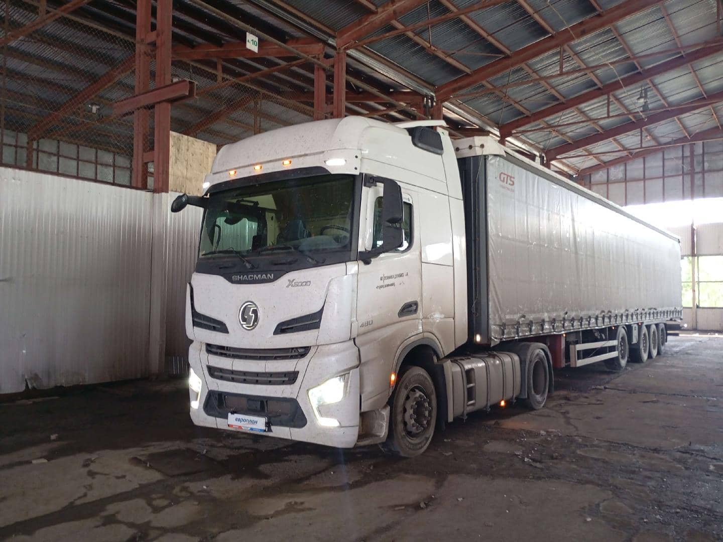 Shacman SX4188YY381,  337 458 км, 2023 года в лизинг