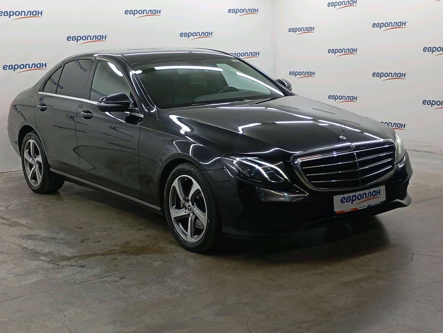 Mercedes-Benz E седан,  257 236 км, 2020 года в лизинг