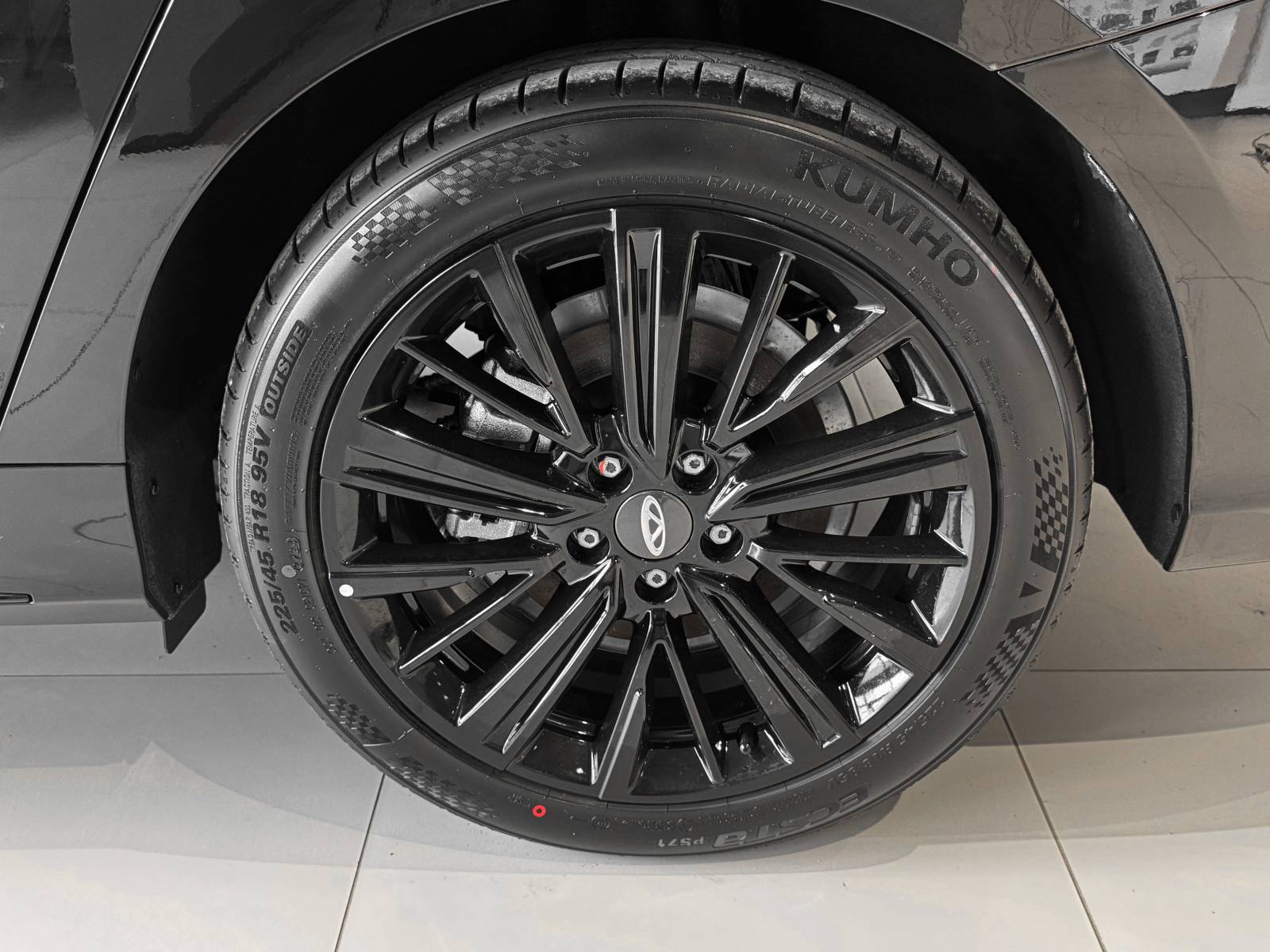 Chery Arrizo 8 Ultra Black 1.6T 150 DCT