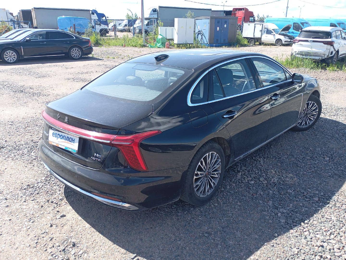 Hongqi H5,  77 957 км, 2024 года в лизинг