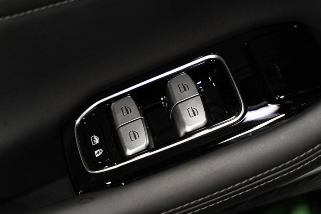 EXEED RX Premium 2.0 TGDI 8AT AWD