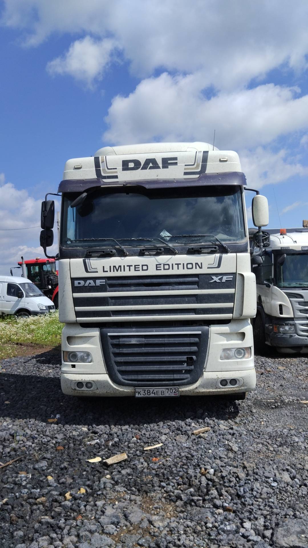 DAF XF105.460 FT 4x2 (Space Cab),  999 321 км, 2015 года в лизинг