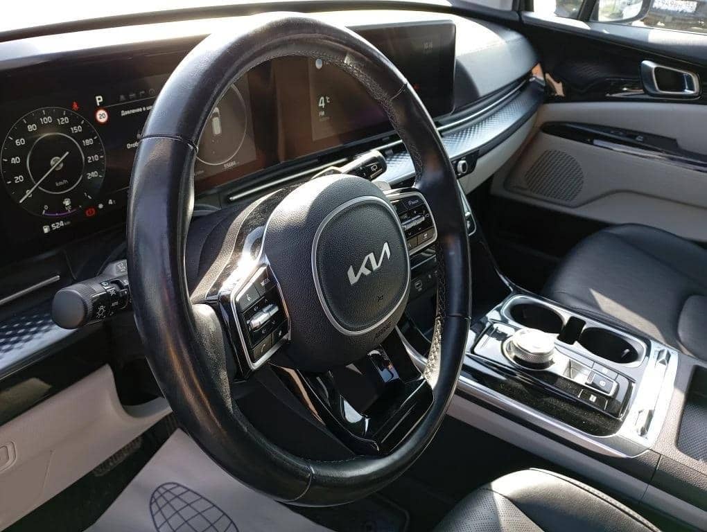 KIA Carnival,  55 684 км, 2022 года в лизинг