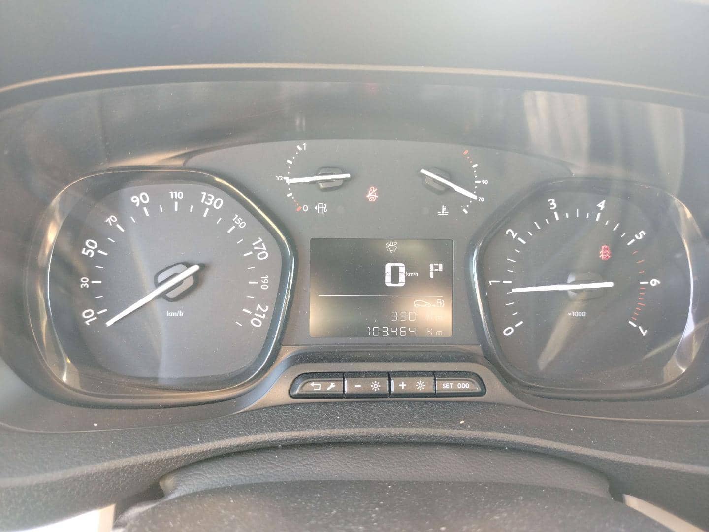 Peugeot Traveller,  103 464 км, 2021 года в лизинг