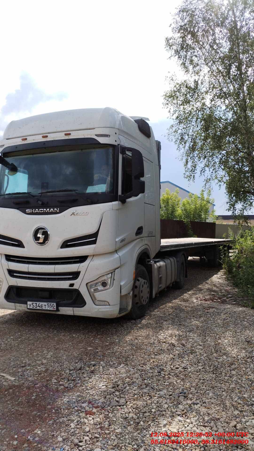 Shacman SX4188YY381,  295 138 км, 2023 года в лизинг