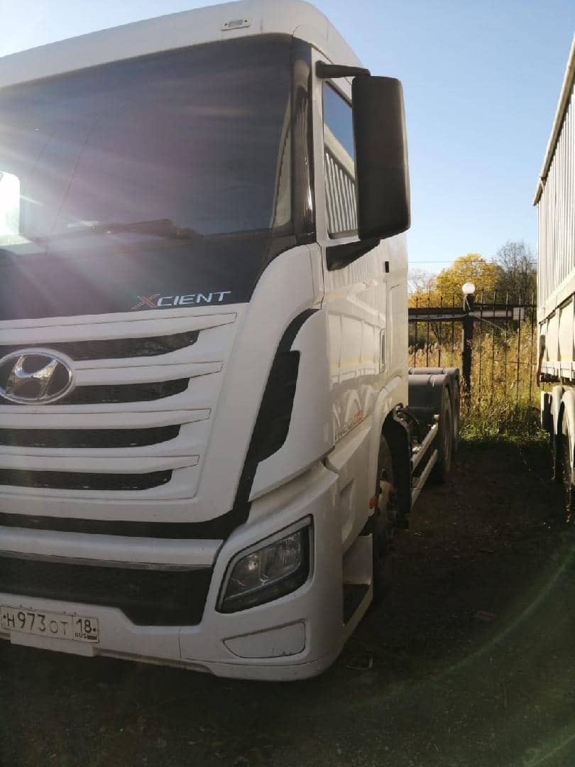 Hyundai XCIENT QZ 6х4,  207 326 км, 2018 года в лизинг