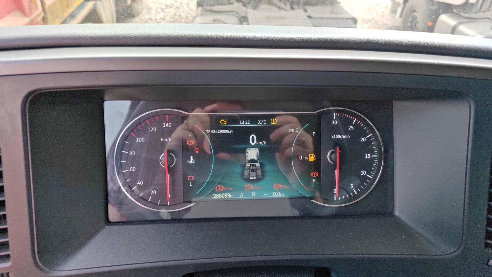 DongFeng GX D111A 4x2,  286 099 км, 2023 года в лизинг