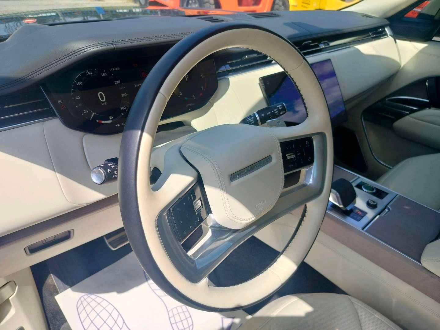 Land Rover Range Rover,  57 980 км, 2022 года в лизинг