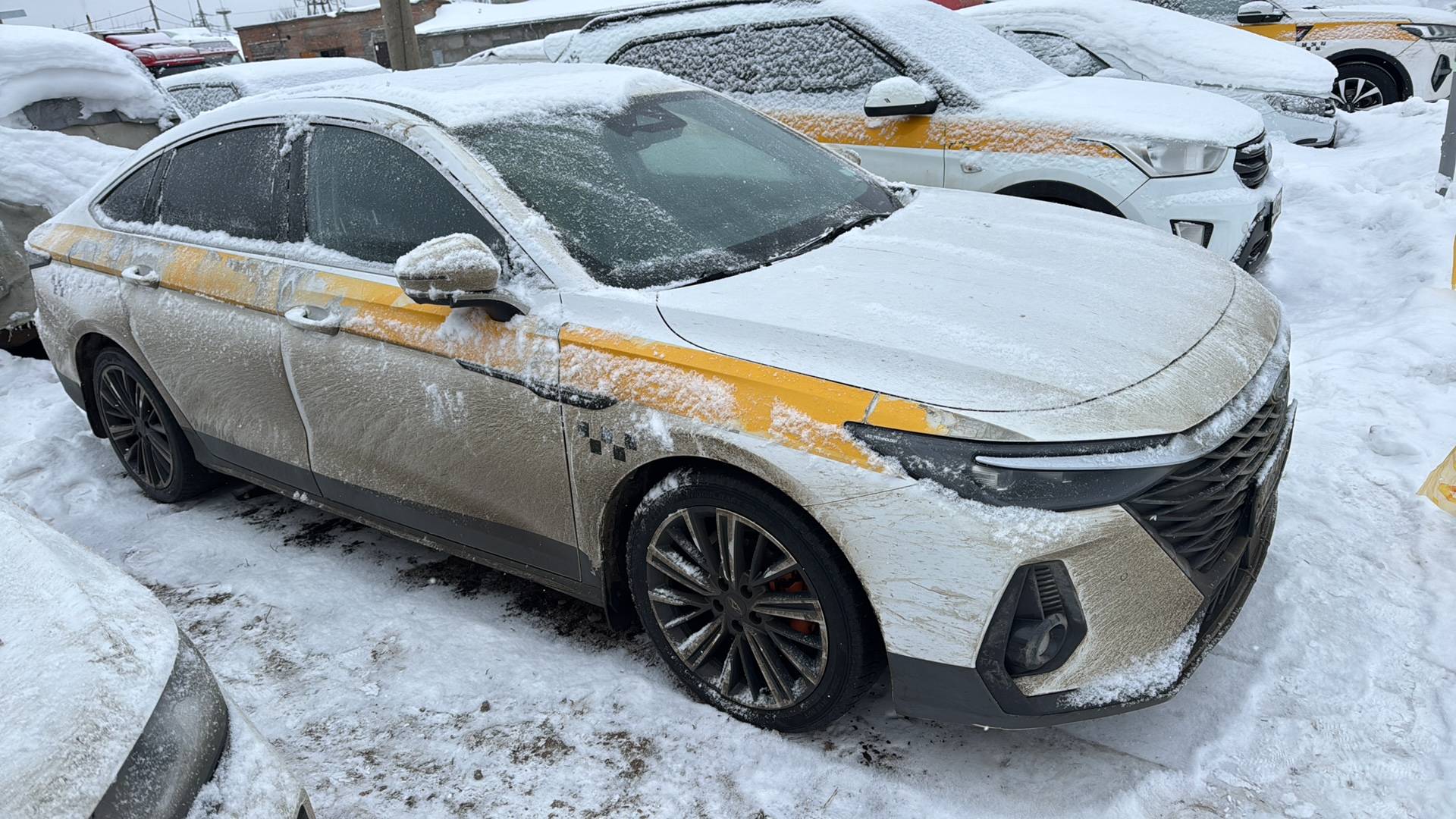 Chery Arrizo 8,  115 000 км, 2023 года в лизинг