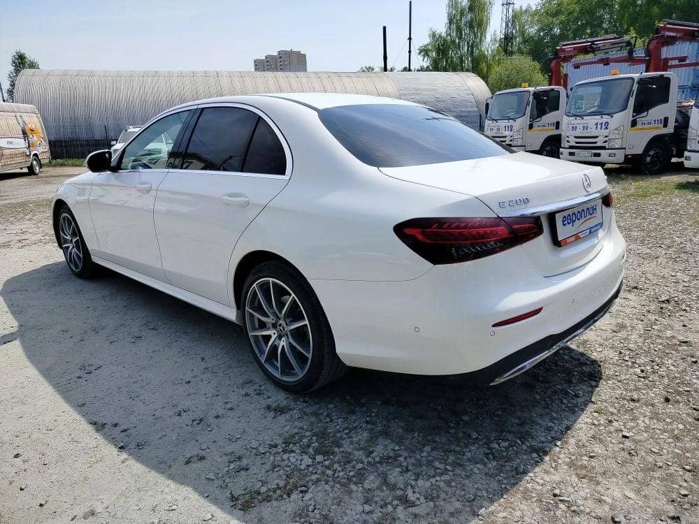 Mercedes-Benz E седан,  84 208 км, 2022 года в лизинг