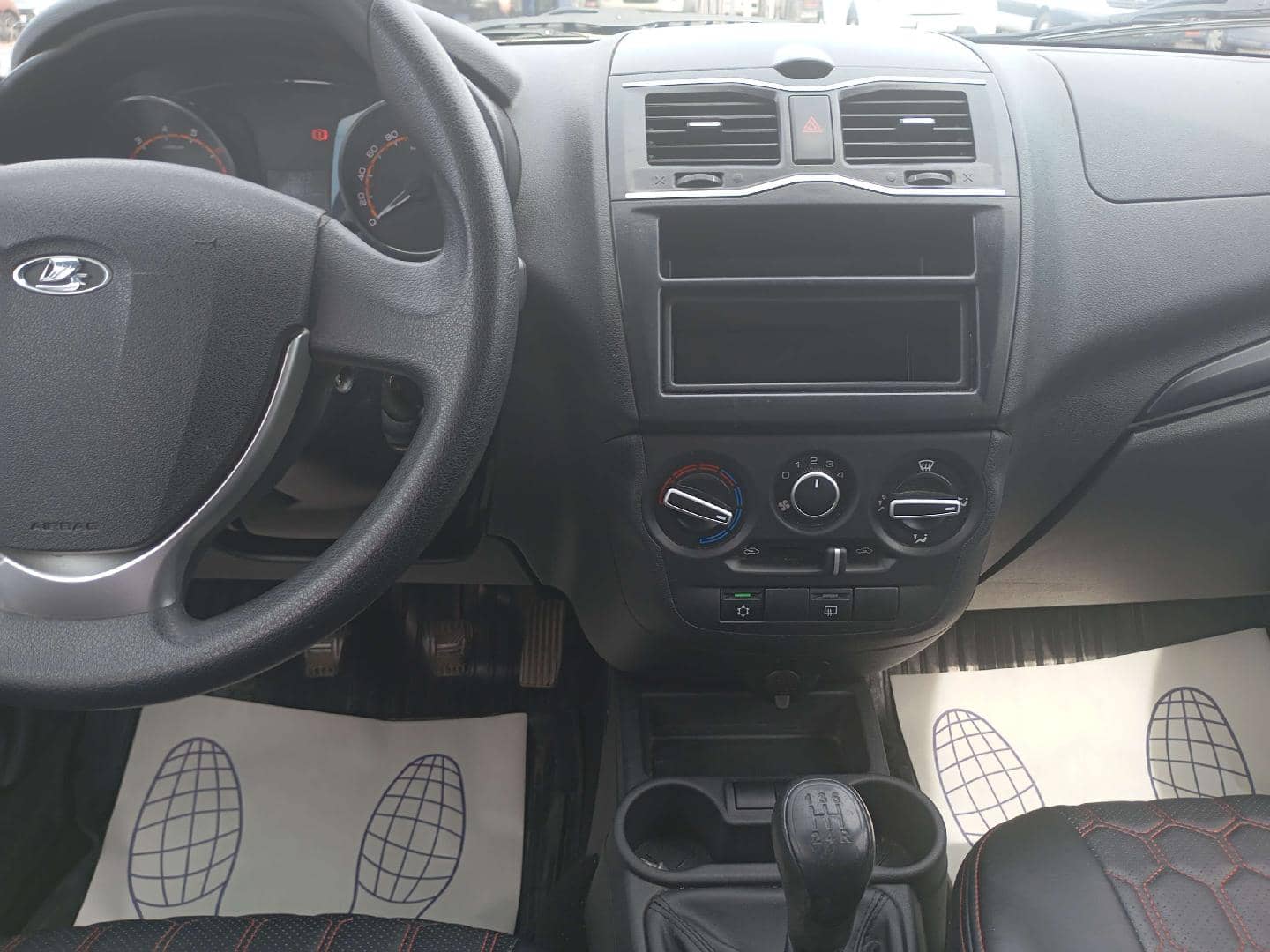 Lada Granta седан,  57 889 км, 2024 года в лизинг