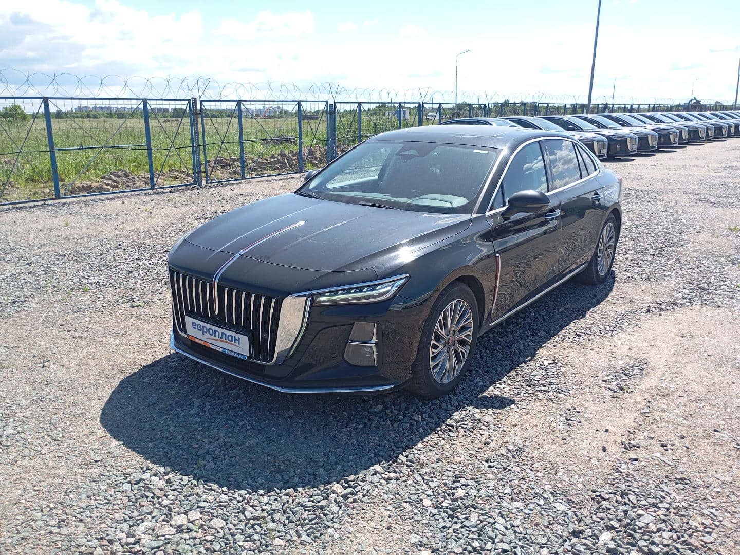 Hongqi H5