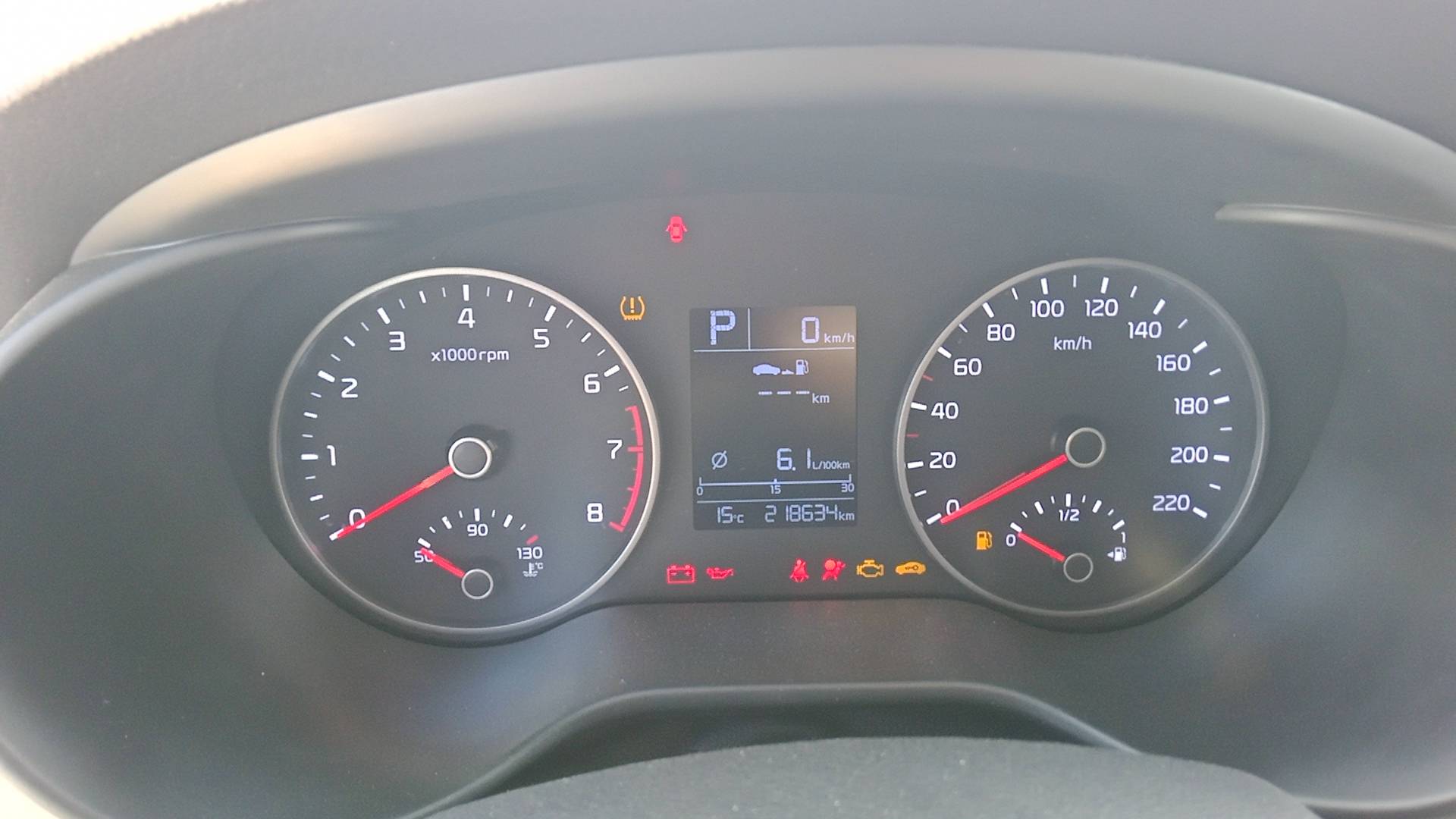 KIA Rio X-Line,  218 634 км, 2019 года