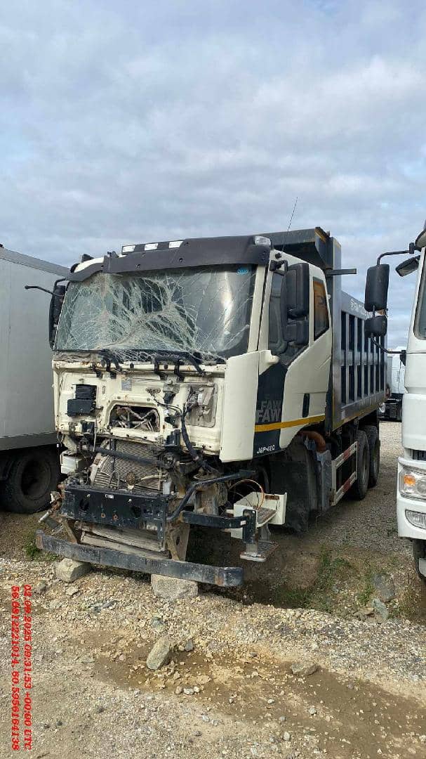 FAW CA3250P66K24L1TE5 6x6,  100 000 км, 2022 года