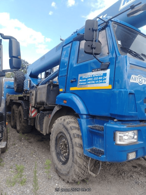 Клинцы КС-55729-5К-3 KAMAZ-43118 (6х6) (Е4) г/п 32т. стрела 33м. 