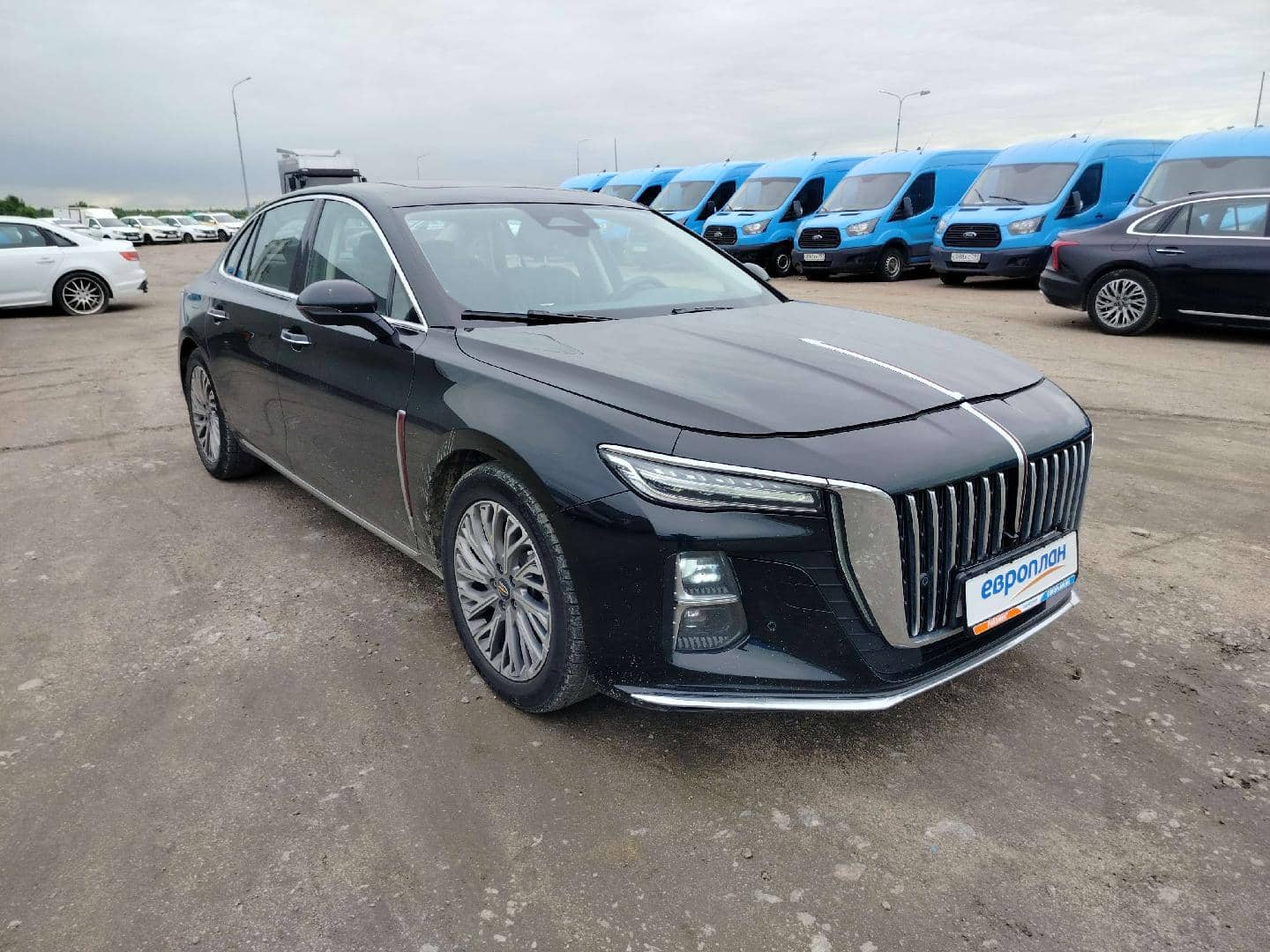 Hongqi H5,  99 426 км, 2024 года в лизинг