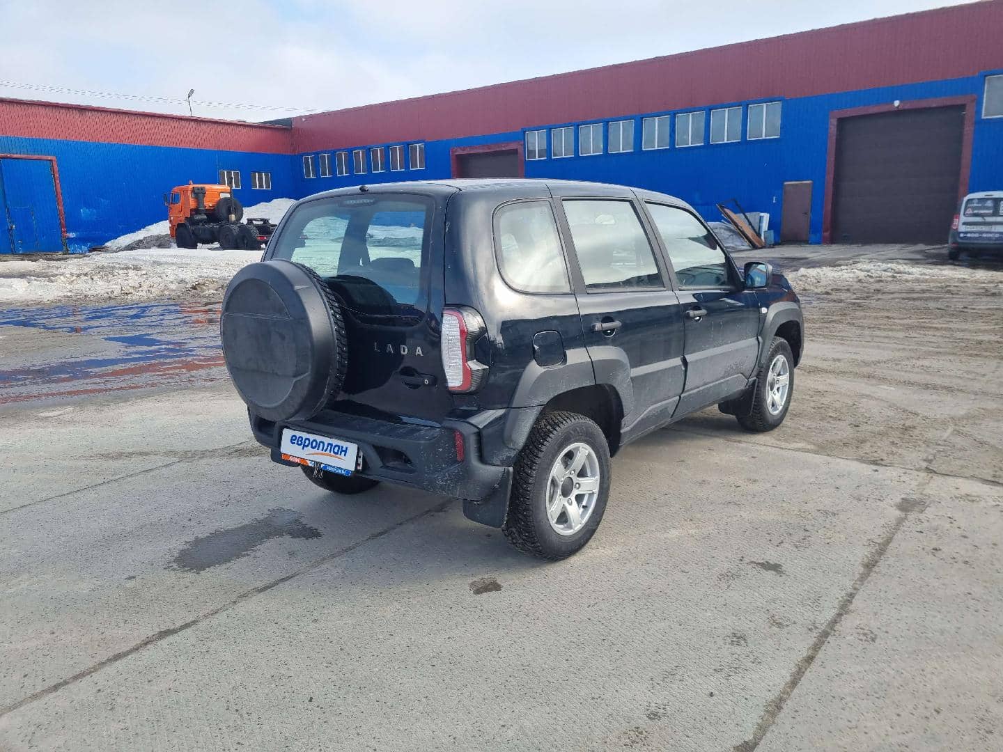 Lada Niva Travel,  23 595 км, 2024 года в лизинг
